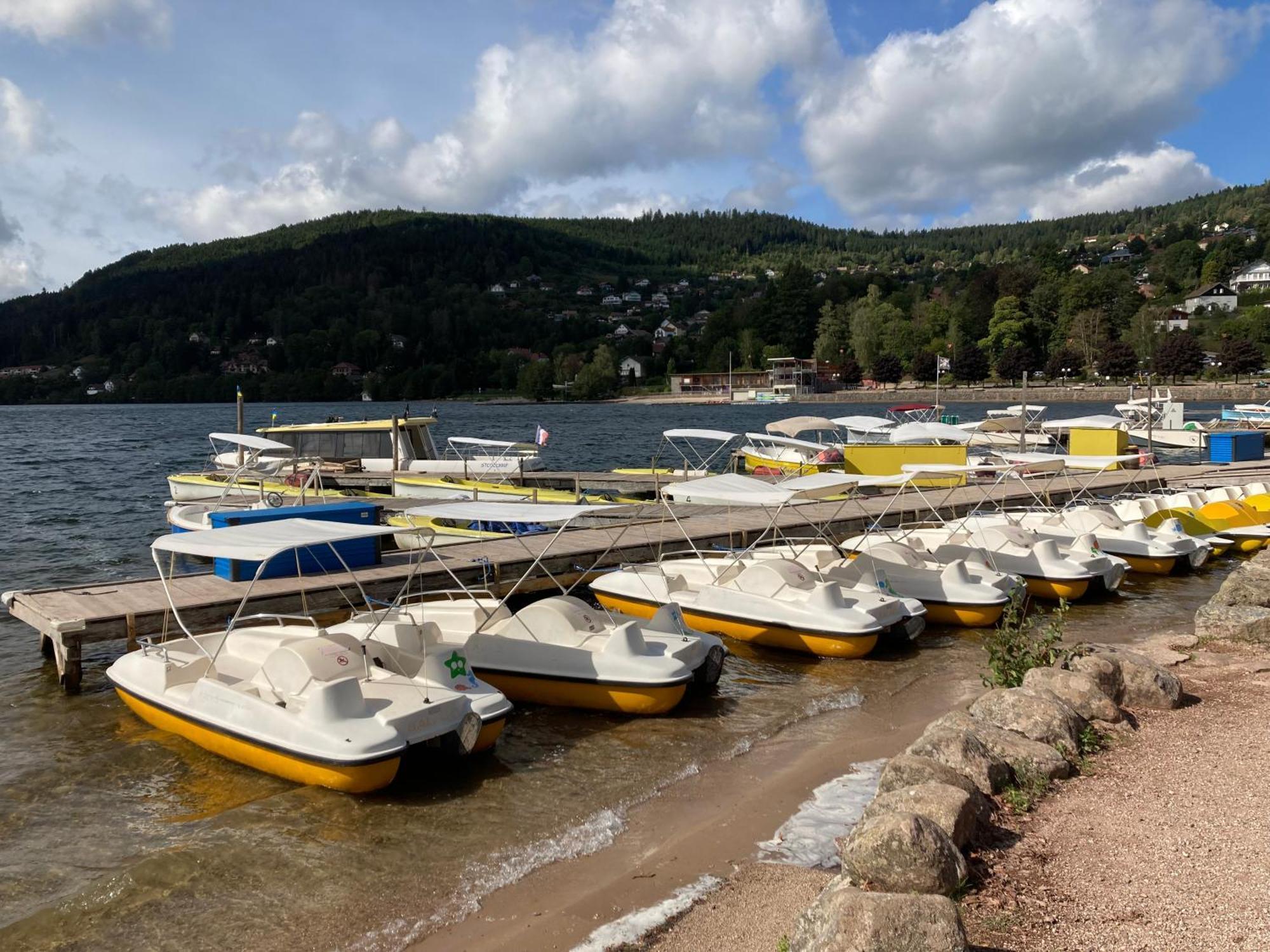 Le Chamois Apartment Gerardmer Bagian luar foto